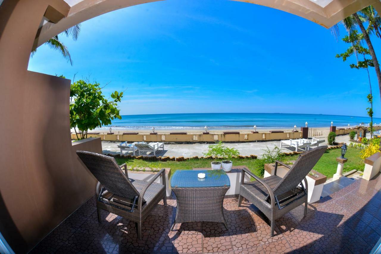Ocean Blue Hotel