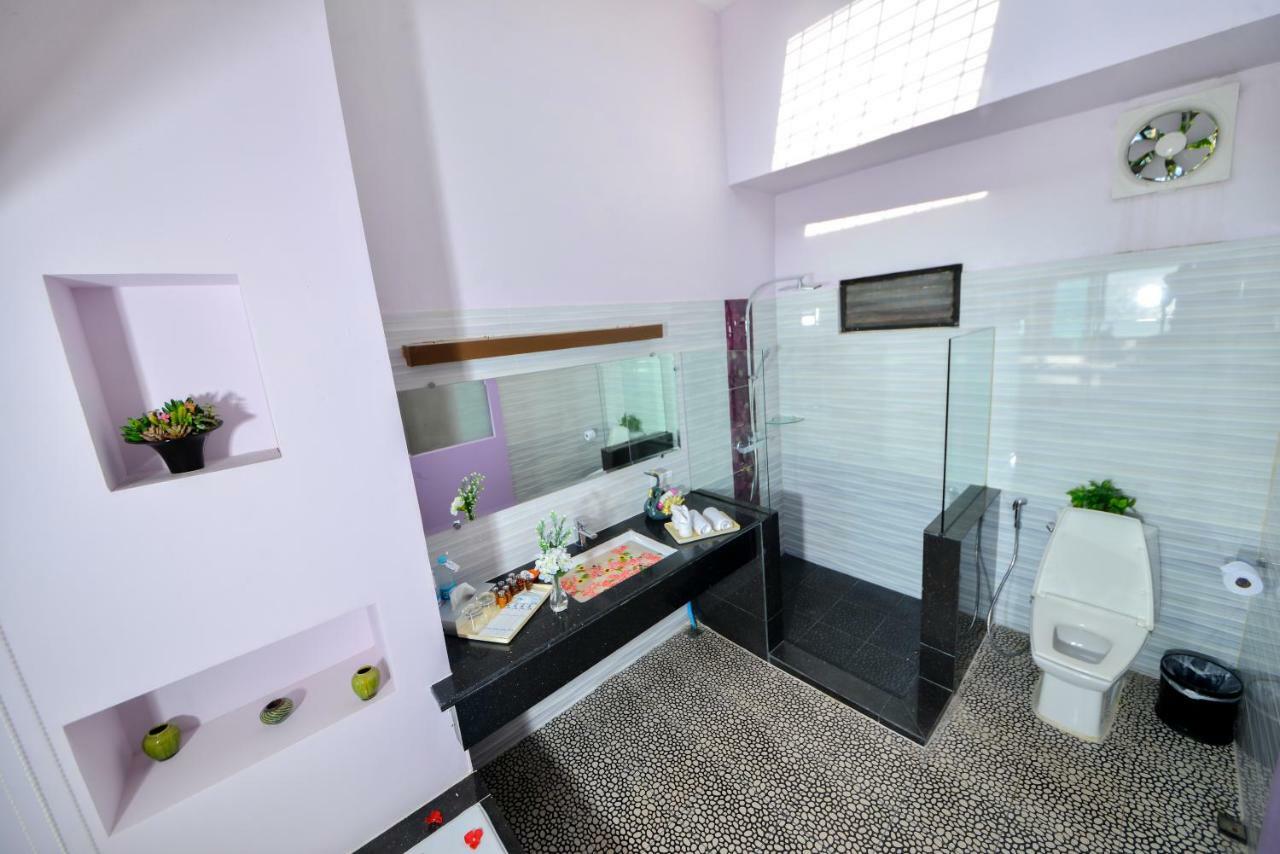 Hotel Ocean Blue Ngwesaung